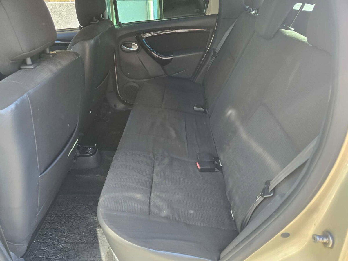 Dacia Duster 1.5 dCi 110CV 4x2 Ambiance (9)