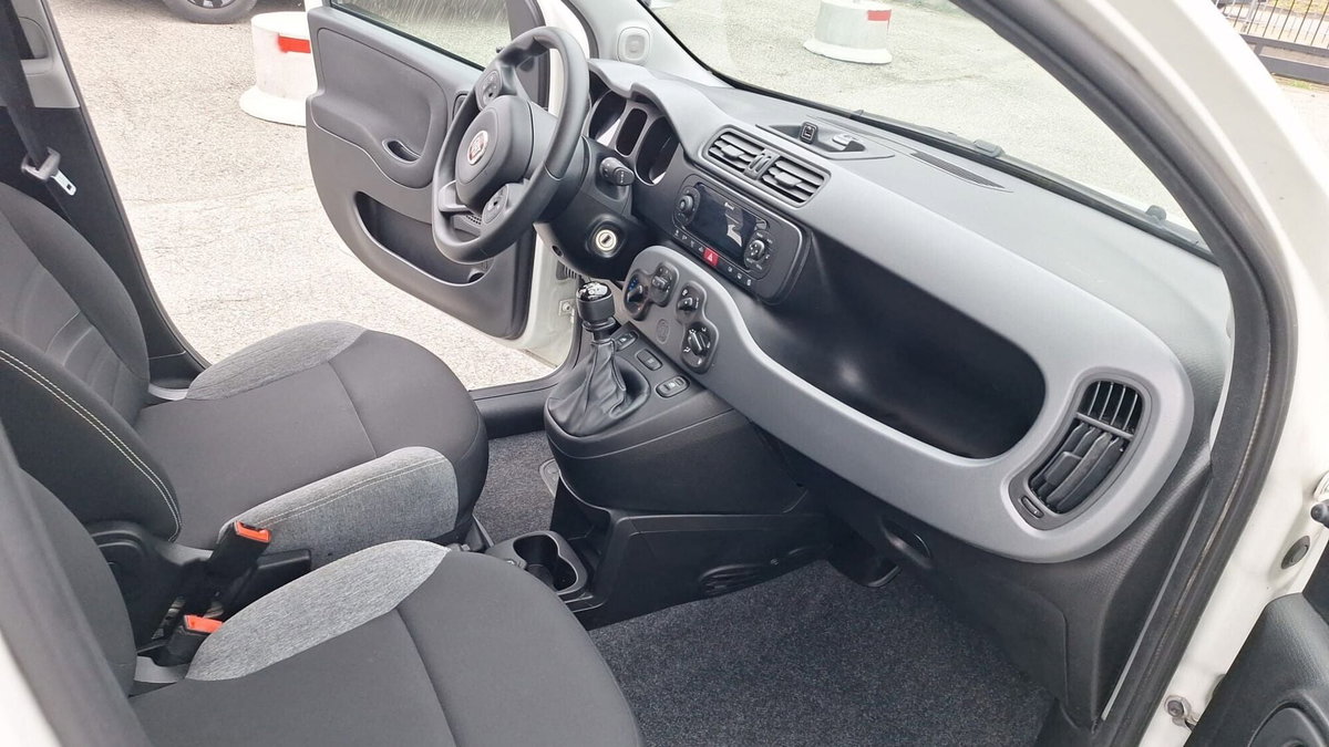 Fiat Panda 1.0 FireFly S&S Hybrid City Life (13)