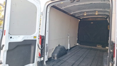 Ford Transit Furgone 350 2.0TDCi EcoBlue MHEV 130CV PL-TM Furgone Titan. (10)