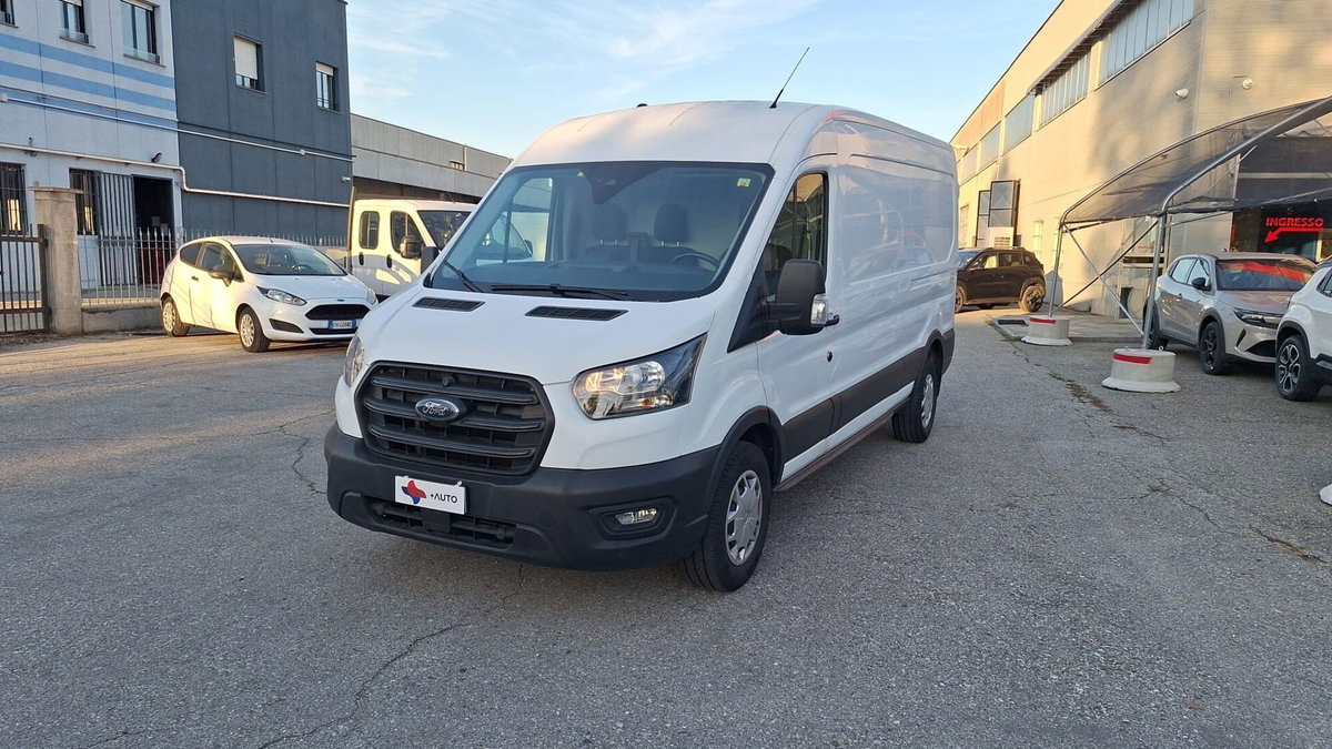 Ford Transit Furgone 350 2.0TDCi EcoBlue MHEV 130CV PL-TM Furgone Titan. (3)