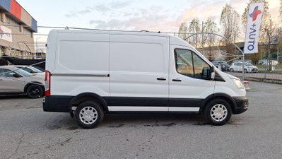 Ford Transit Furgone 350 2.0TDCi EcoBlue MHEV 130CV PM-TM Furgone Titan. (8)