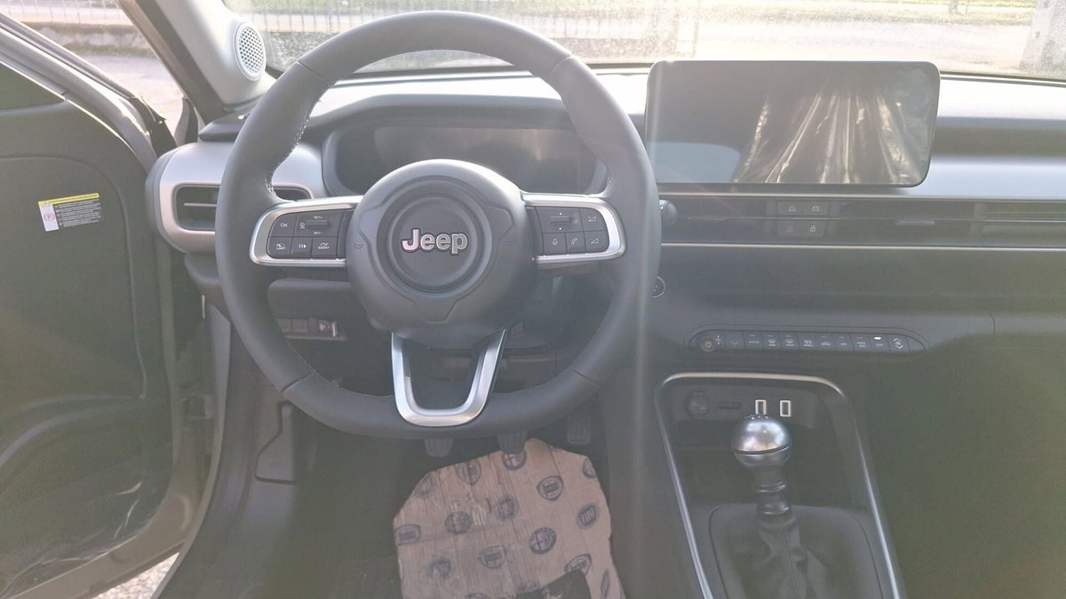 Jeep Avenger 1.2 turbo Summit fwd 100cv (14)