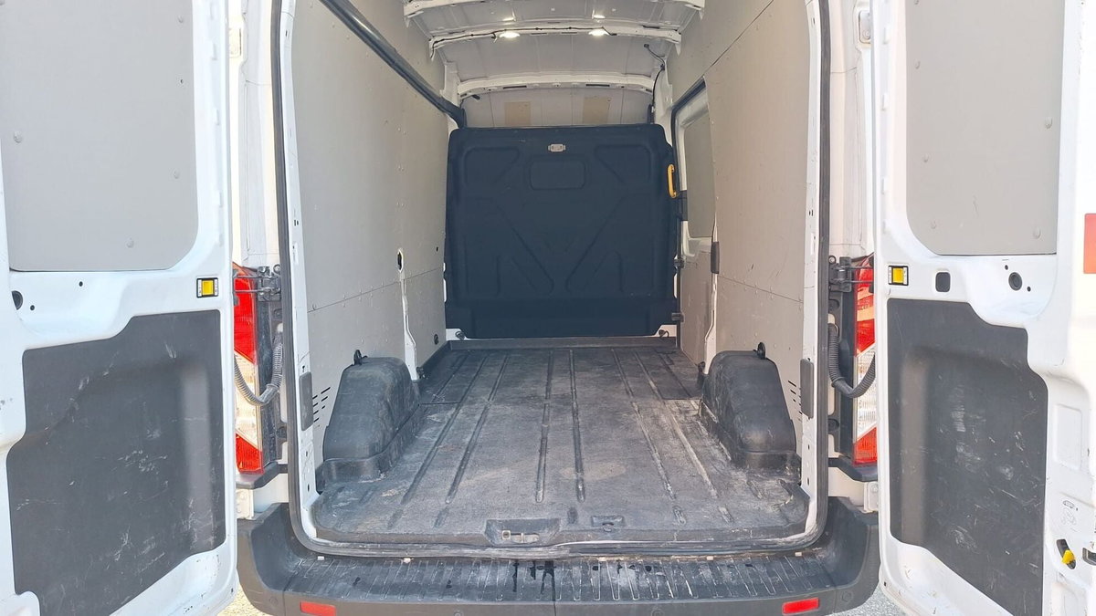 Ford Transit Furgone 330 2.0TDCi EcoBlue 130 aut. PM-TM Furgone Trend (12)