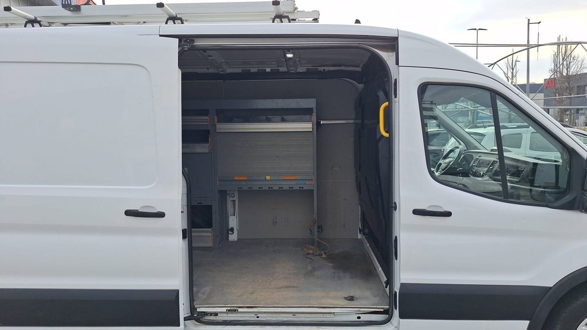 Ford Transit Furgone 350 2.0TDCi EcoBlue MHEV 130CV PM-TM Furgone Titan. (16)