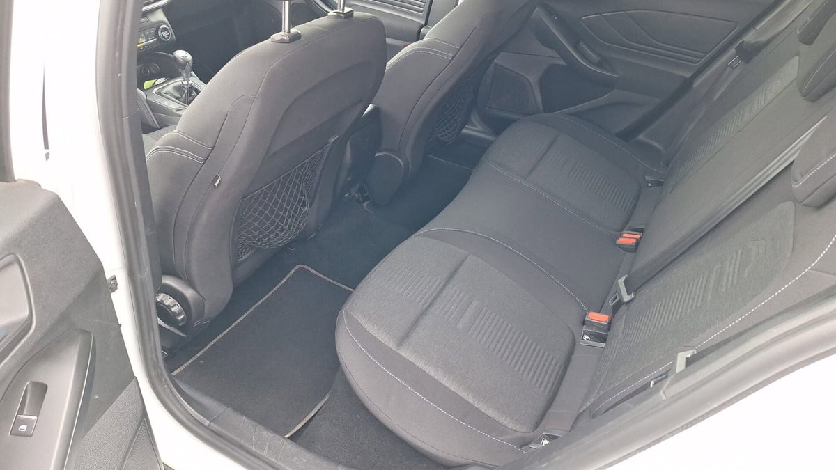 Ford Focus Station Wagon 1.5 EcoBlue 120 CV SW Active X (10)