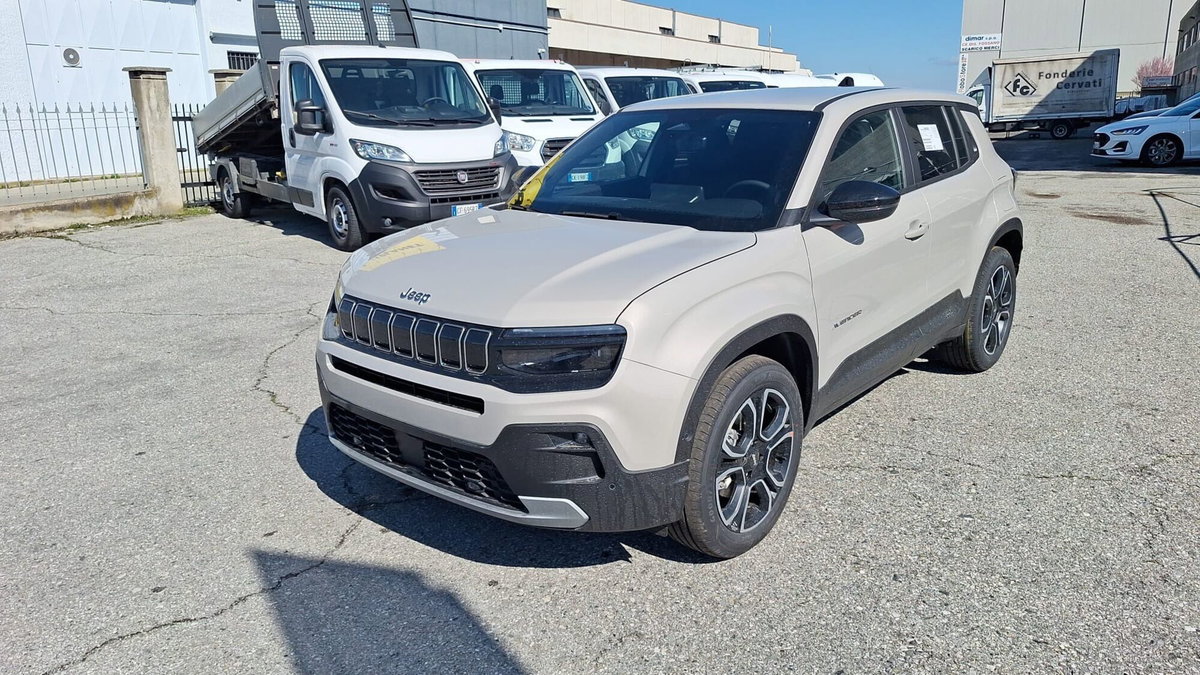 Jeep Avenger 1.2 turbo Summit fwd 100cv (3)