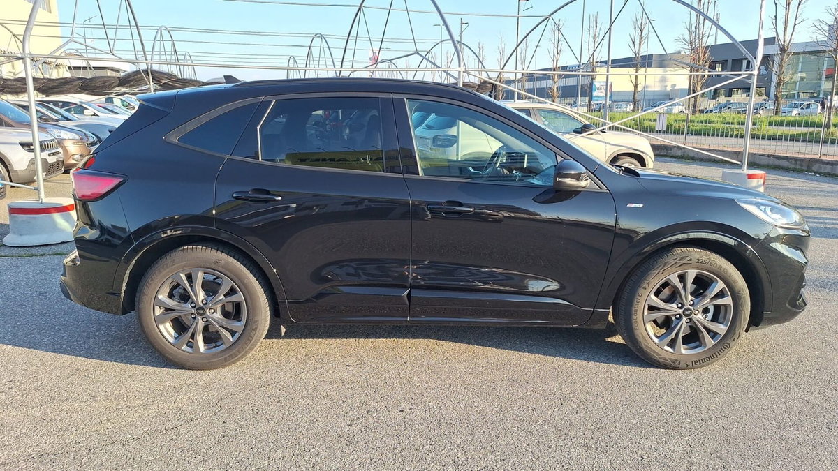 Ford Kuga 2.5 Full Hybrid 190 CV CVT 2WD ST-Line X (8)