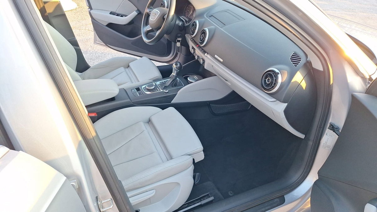 Audi A3 1.8 TFSI quattro S tronic Attraction (14)
