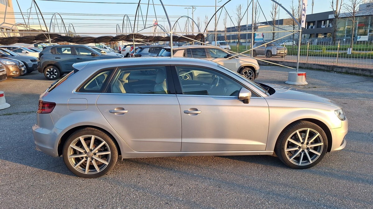 Audi A3 1.8 TFSI quattro S tronic Attraction (8)