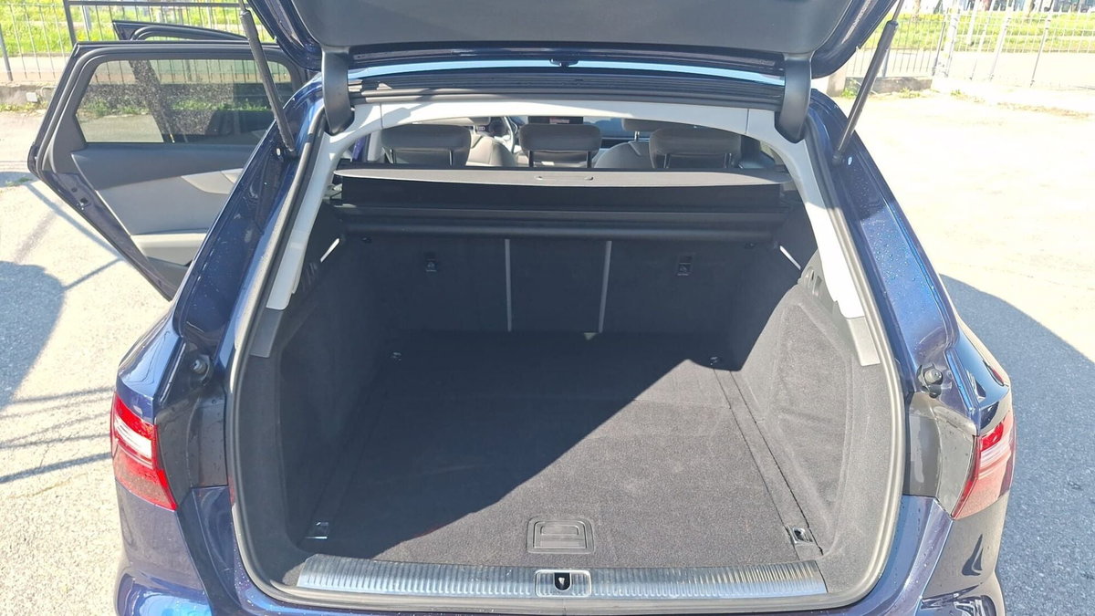 Audi A4 Allroad 40 TDI 204 CV S tronic (11)