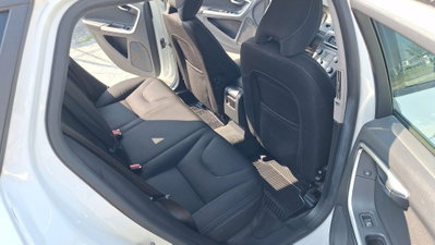 Volvo V60 D2 1.6 Business (12)