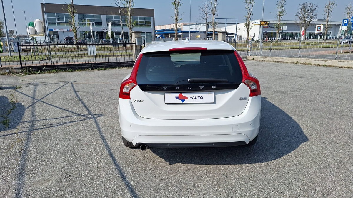 Volvo V60 D2 1.6 Business (6)