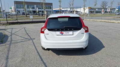 Volvo V60 D2 1.6 Business (6)