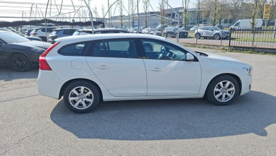 Volvo V60 D2 1.6 Business (8)