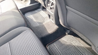 Ford Kuga 1.5 EcoBlue 120 CV 2WD ST-Line (16)