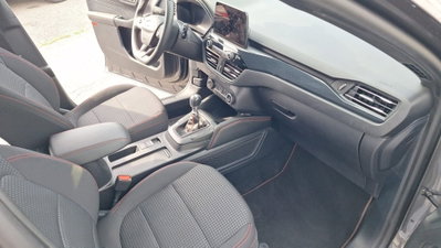 Ford Kuga 1.5 EcoBlue 120 CV 2WD ST-Line (17)