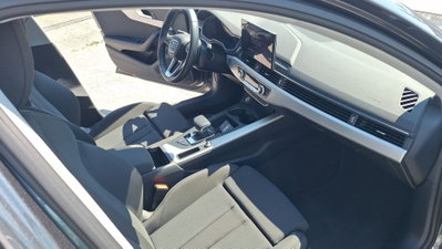 Audi A4 Avant 40 TDI quattro S tronic S line edition (15)