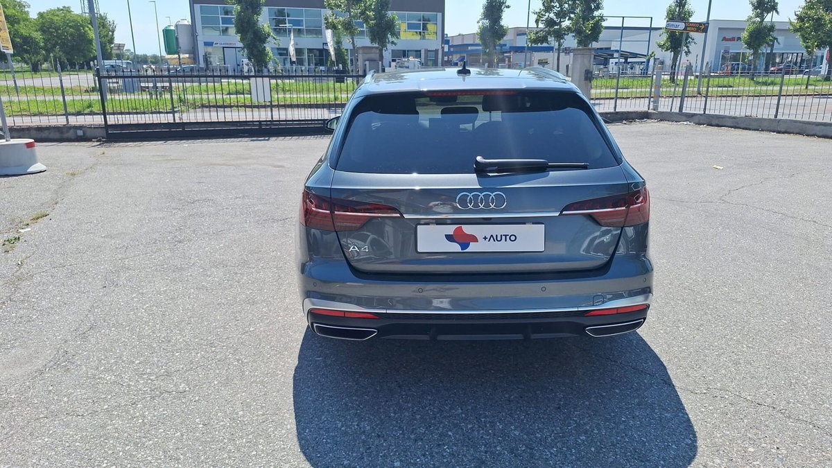 Audi A4 Avant 40 TDI quattro S tronic S line edition (7)