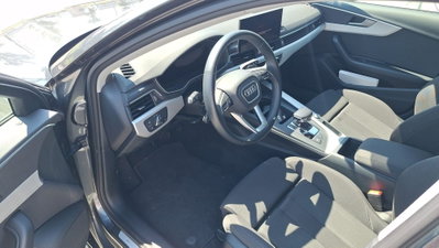 Audi A4 Avant 40 TDI quattro S tronic S line edition (9)