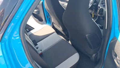 Toyota Aygo 1.0 VVT-i 69 CV 5 porte x-cool TSS (11)