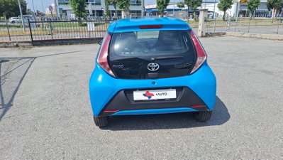 Toyota Aygo 1.0 VVT-i 69 CV 5 porte x-cool TSS (8)