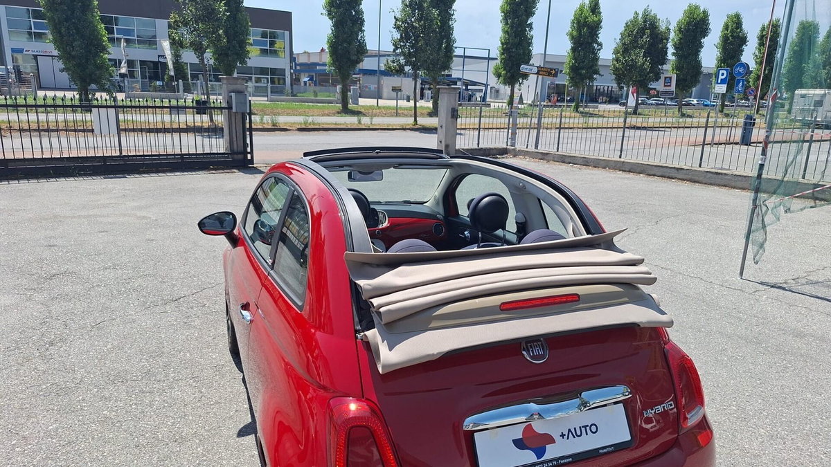 Fiat 500 Cabrio 1.0 Hybrid Red (16)