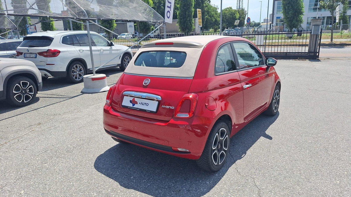 Fiat 500 Cabrio 1.0 Hybrid Red (7)