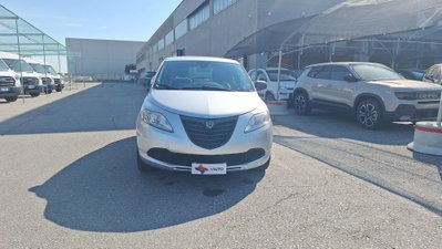 Lancia Ypsilon 1.2 69 CV 5 porte Elefantino (2)