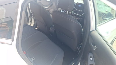 Ford Fiesta 1.1 75 CV GPL 5 porte Titanium (14)