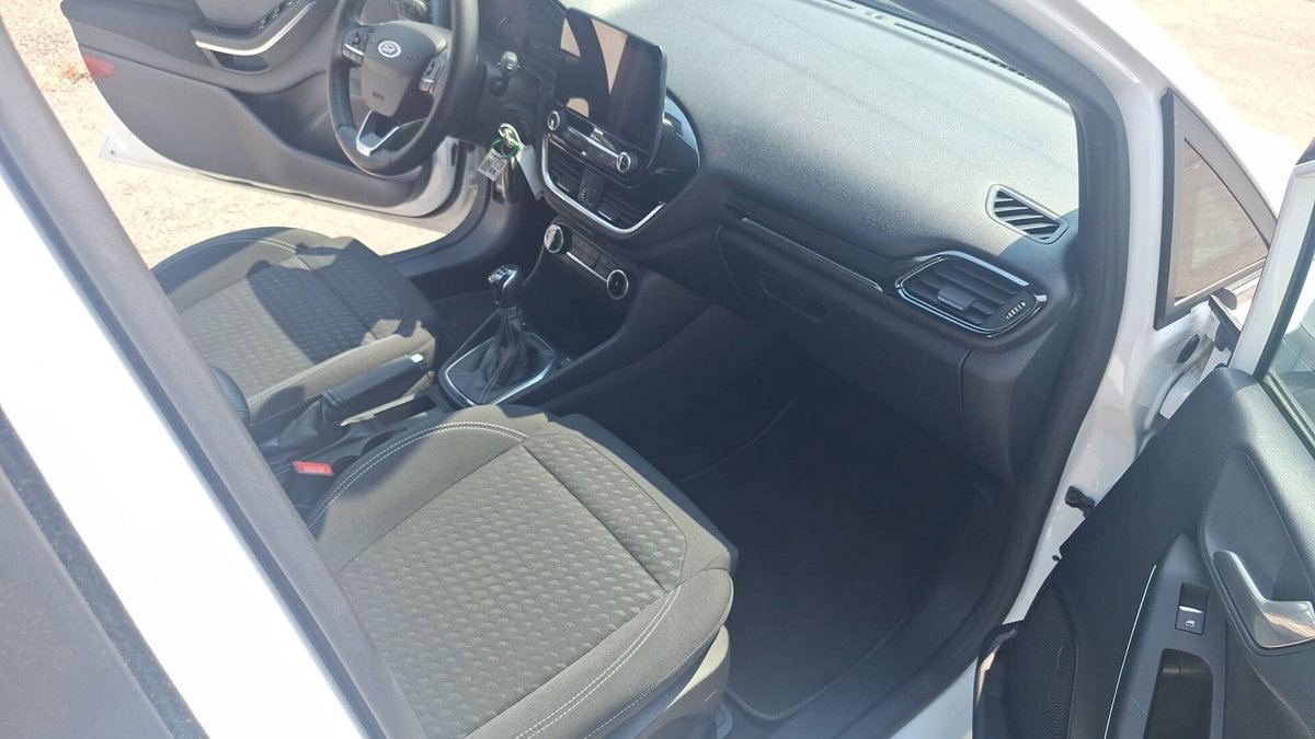 Ford Fiesta 1.1 75 CV GPL 5 porte Titanium (7)