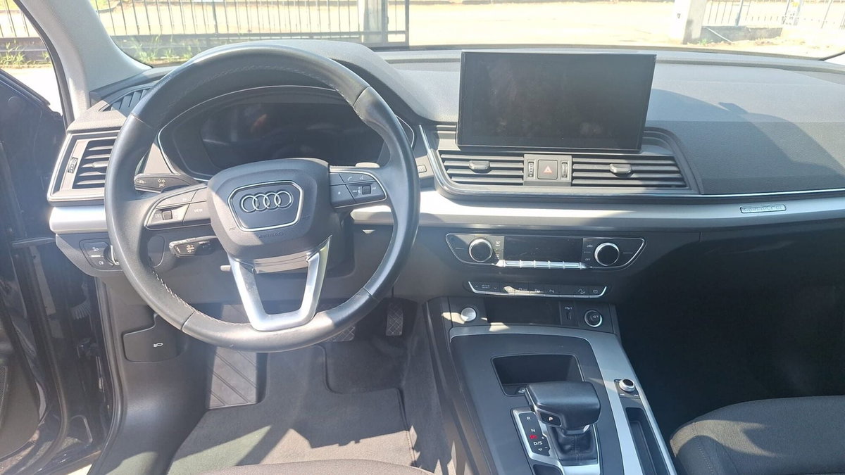 Audi Q5 40 TDI 204 CV quattro S tronic Business (12)