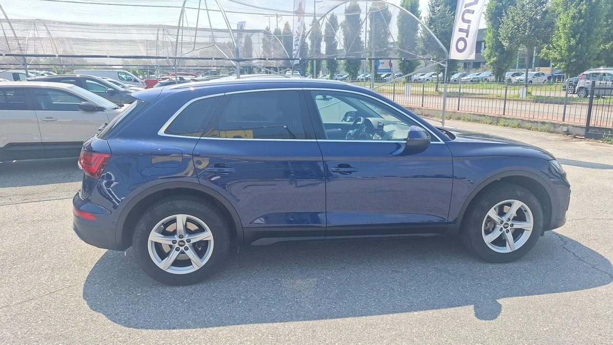 Audi Q5 40 TDI 204 CV quattro S tronic Business (7)
