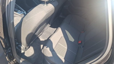 Audi A3 Sportback 35 TDI S tronic Business (12)