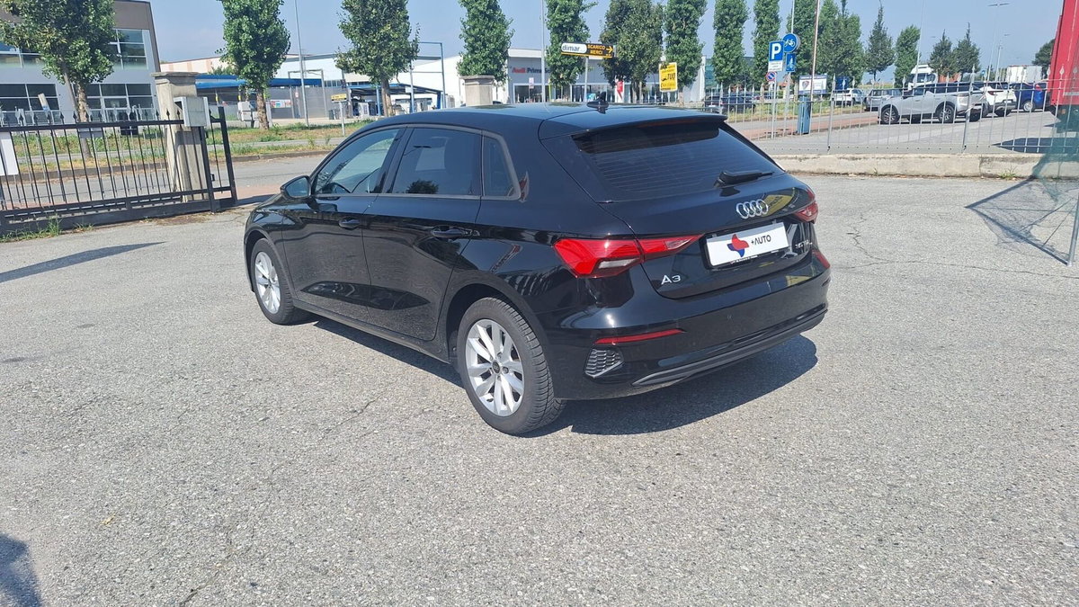 Audi A3 Sportback 35 TDI S tronic Business (4)
