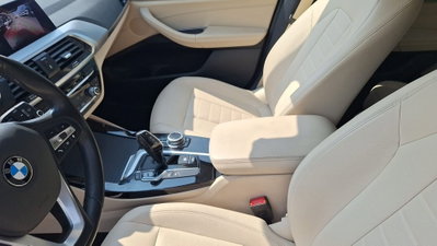 BMW X3 xDrive20d 48V Business Advantage (15)