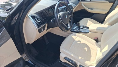 BMW X3 xDrive20d 48V Business Advantage (9)