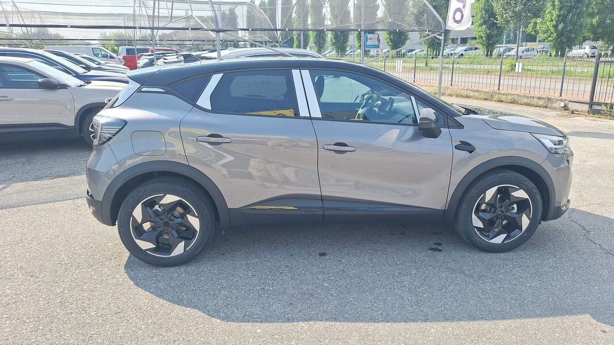 Renault Captur 1.2 eco-g Techno 120cv (5)