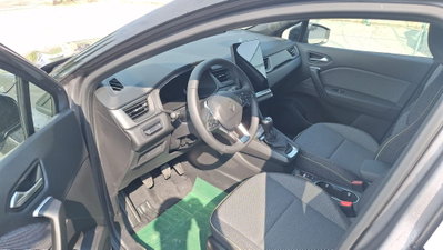 Renault Captur 1.2 eco-g Techno 120cv (9)