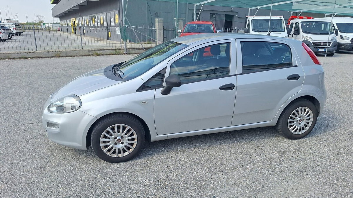 Fiat Punto 1.2 8V 5 porte Street (4)