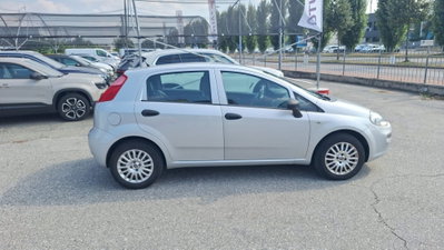 Fiat Punto 1.2 8V 5 porte Street (8)