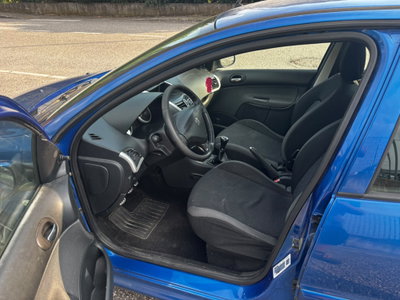 Peugeot 206 HDi 70CV 5p. Energie (9)