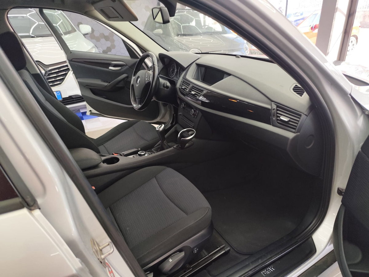 BMW X1 xDrive20d Attiva (8)