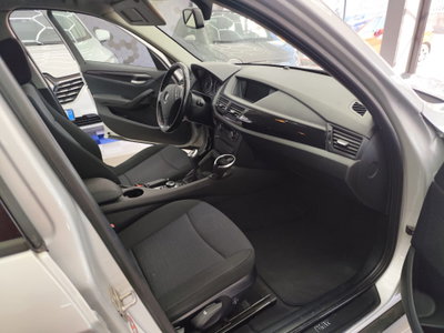 BMW X1 xDrive20d Attiva (8)