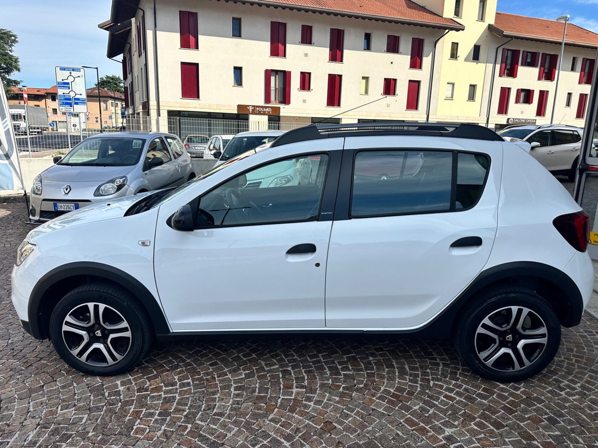 Dacia Sandero 0.9 TCe 12V 90CV Start&Stop Serie Speciale Wow (8)