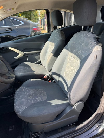 Ford Ka 1.2 8V 69CV (8)