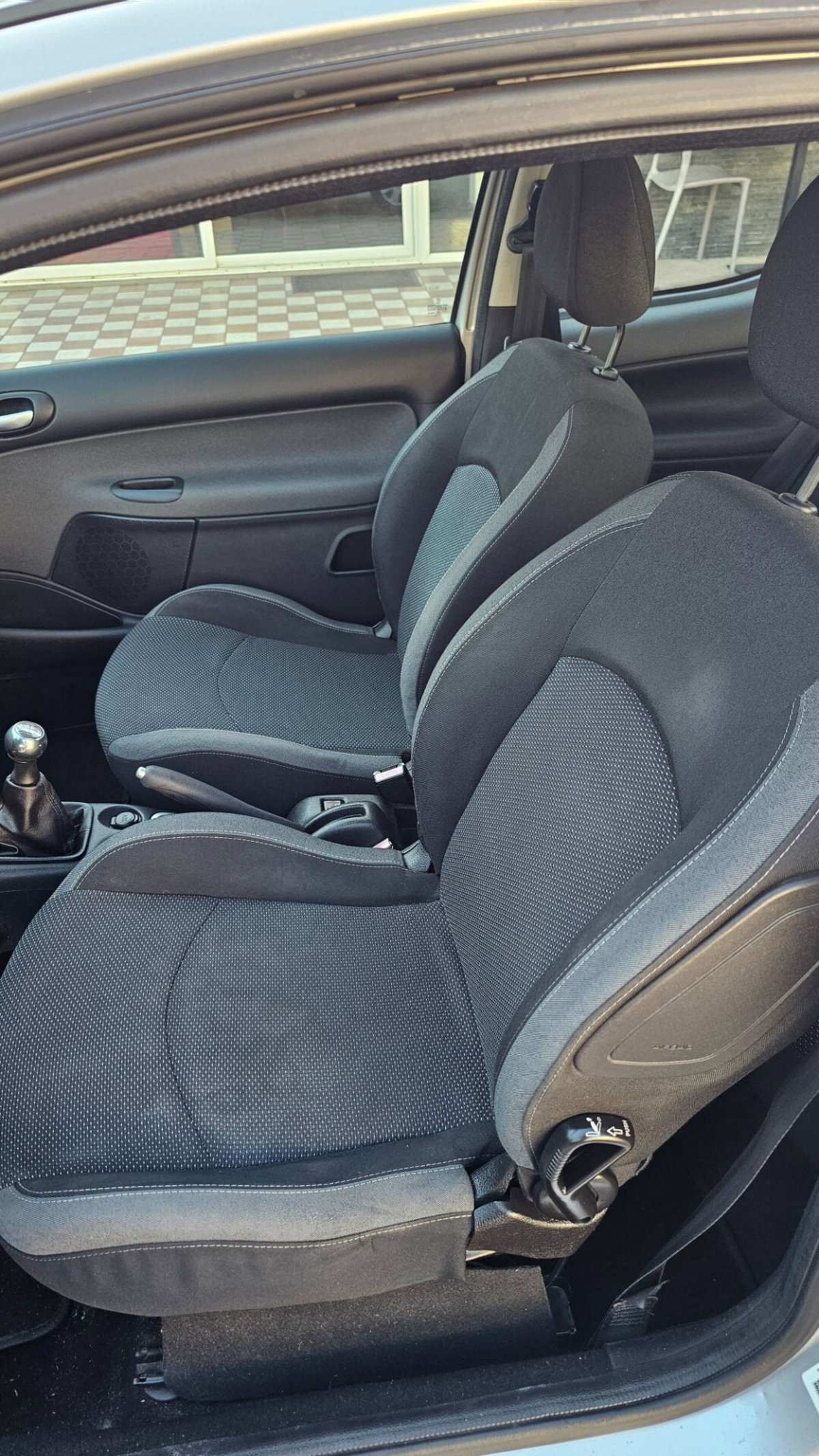 Peugeot 206 60CV 3p. Trendy (11)