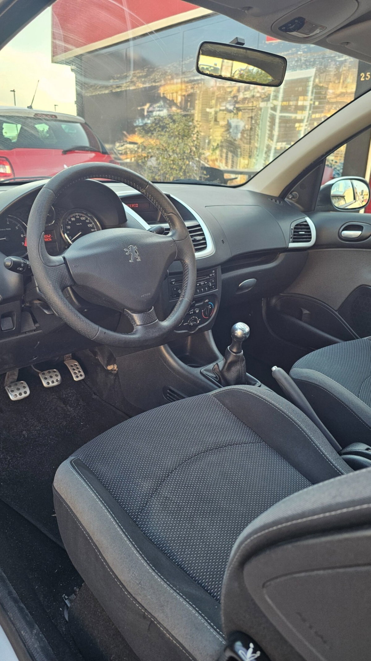 Peugeot 206 60CV 3p. Trendy (5)
