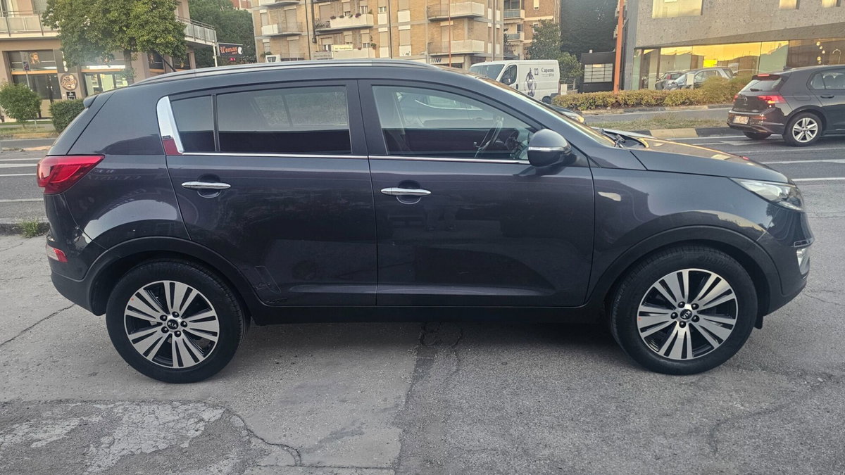 Kia Sportage 1.7 CRDI VGT 2WD Class (12)