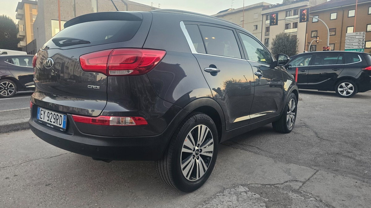 Kia Sportage 1.7 CRDI VGT 2WD Class (7)