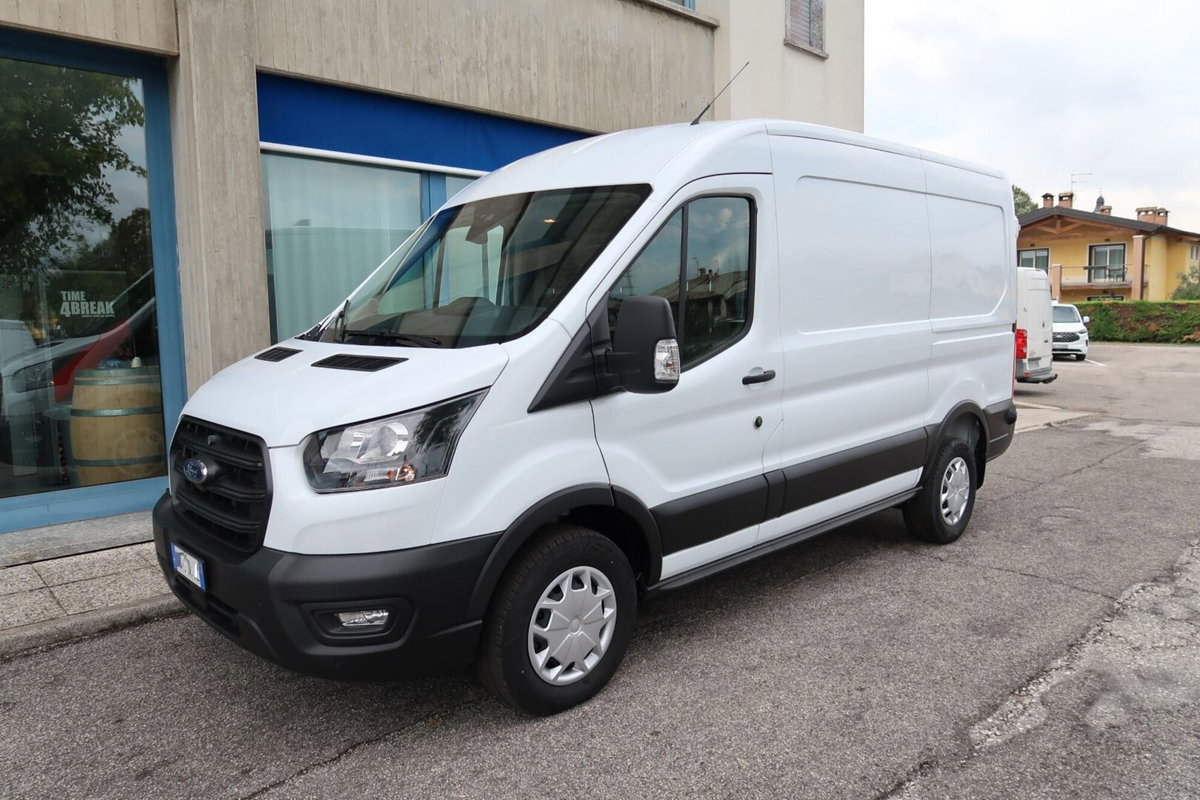 Ford Transit Furgone 330 2.0TDCi EcoBlue 130 aut. PM-TM Furgone Trend (2)